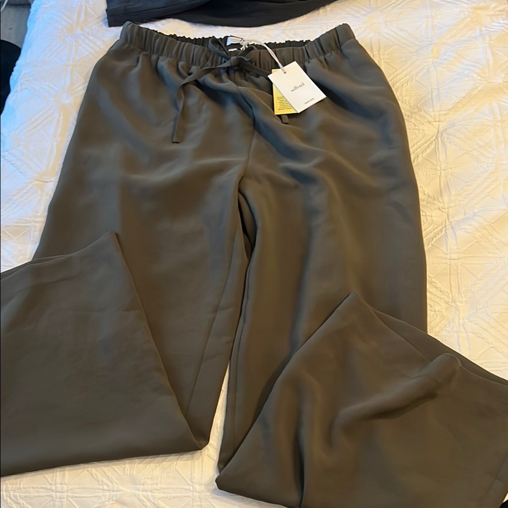 Women’s Wilfred Olive Pants
